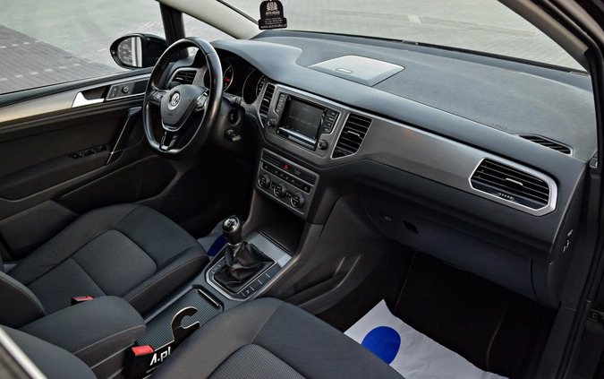 Volkswagen Golf Sportsvan cena 36900 przebieg: 198000, rok produkcji 2015 z Sochaczew małe 562